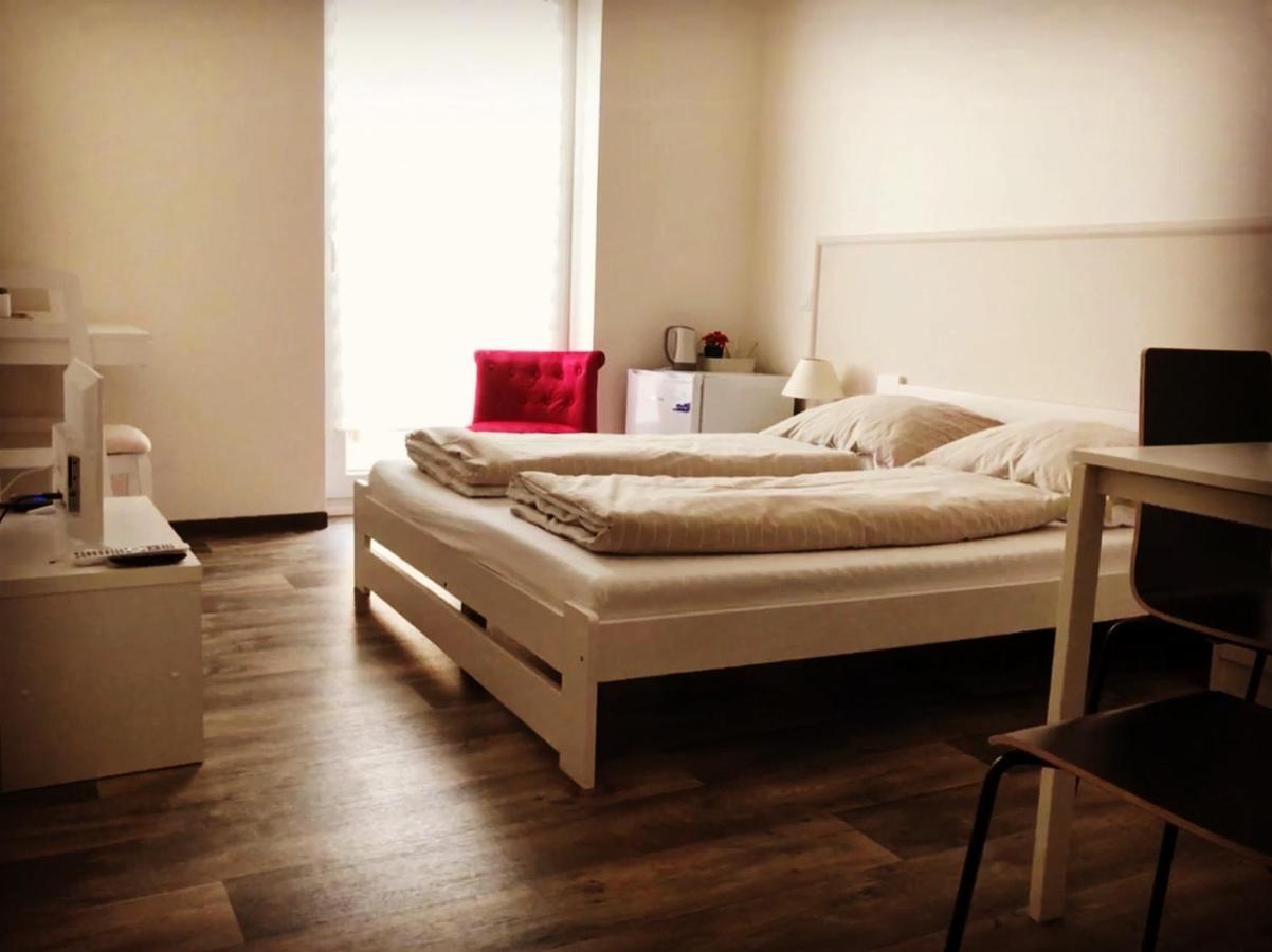 Na Mandlu Hotell Drmoul Exteriör bild