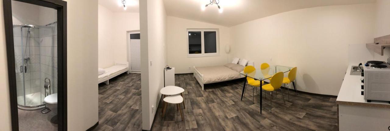 Na Mandlu Hotell Drmoul Exteriör bild
