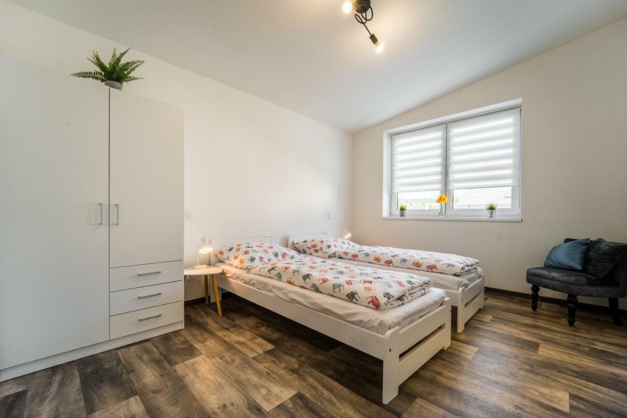 Na Mandlu Hotell Drmoul Exteriör bild