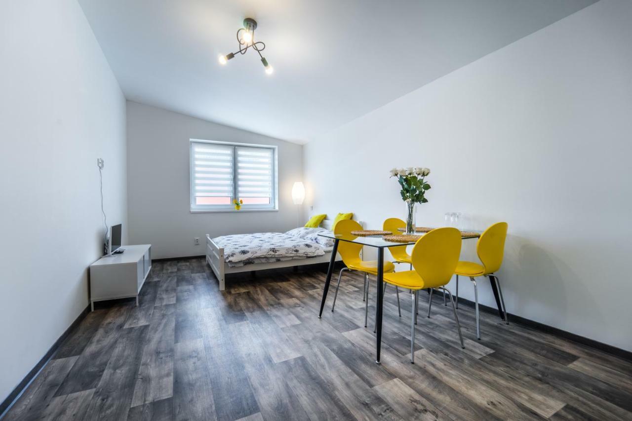Na Mandlu Hotell Drmoul Exteriör bild